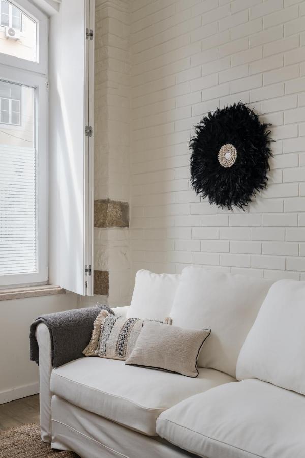 Casa Boma Lisboa - Design Apartment With Private Vegetal Terrace - Lapa VII Ngoại thất bức ảnh