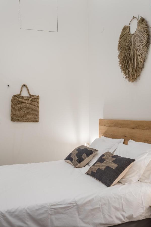Casa Boma Lisboa - Design Apartment With Private Vegetal Terrace - Lapa VII Ngoại thất bức ảnh