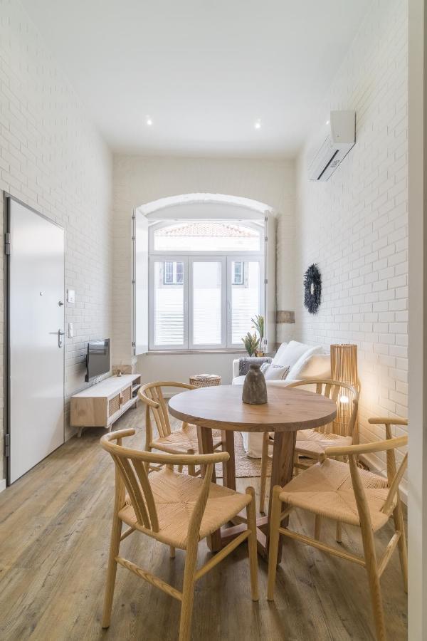 Casa Boma Lisboa - Design Apartment With Private Vegetal Terrace - Lapa VII Ngoại thất bức ảnh