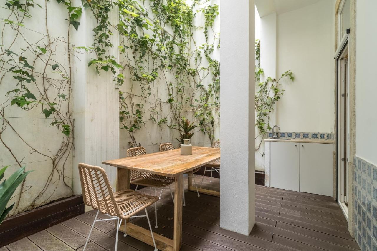 Casa Boma Lisboa - Design Apartment With Private Vegetal Terrace - Lapa VII Ngoại thất bức ảnh
